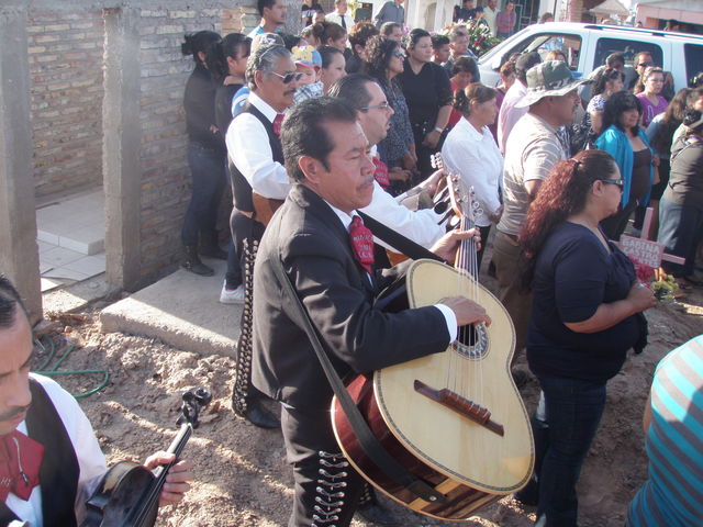 Sin Nombre