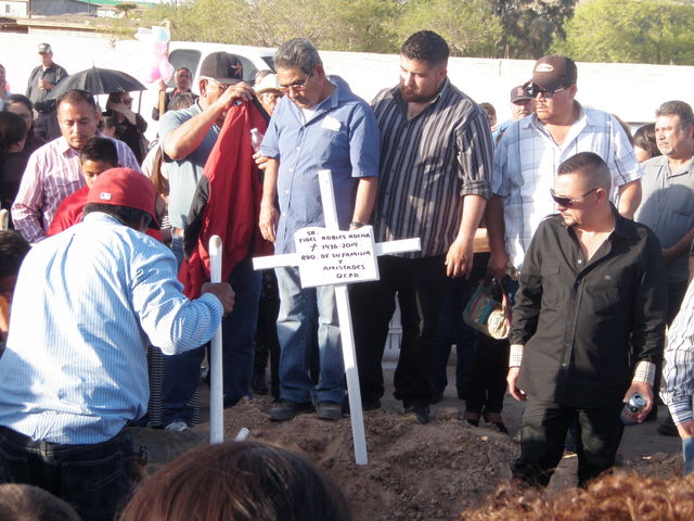 Sin Nombre