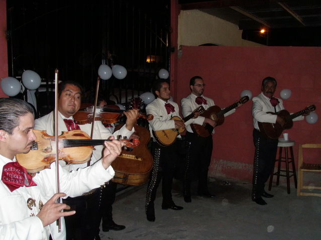 Sin Nombre