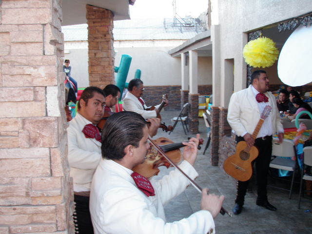 Sin Nombre