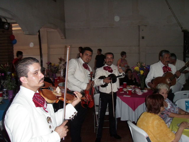 Sin Nombre